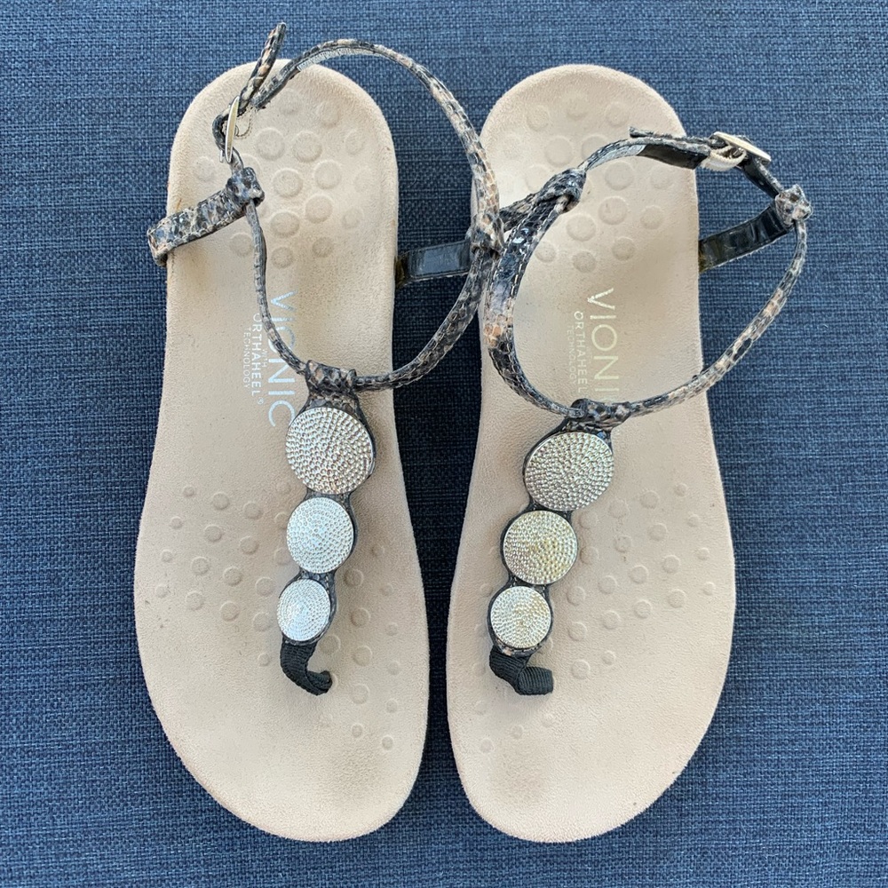 Vionic snake print sandals size 7